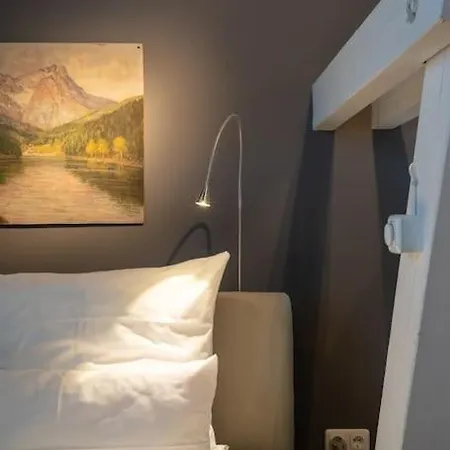 Mountain Design And Coziness At Starnberg 波金格